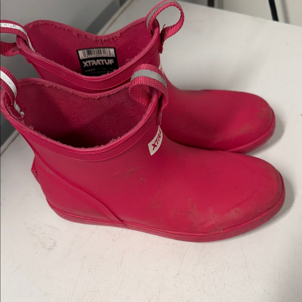 Xtratuf Kids' Waterproof Pink Boots